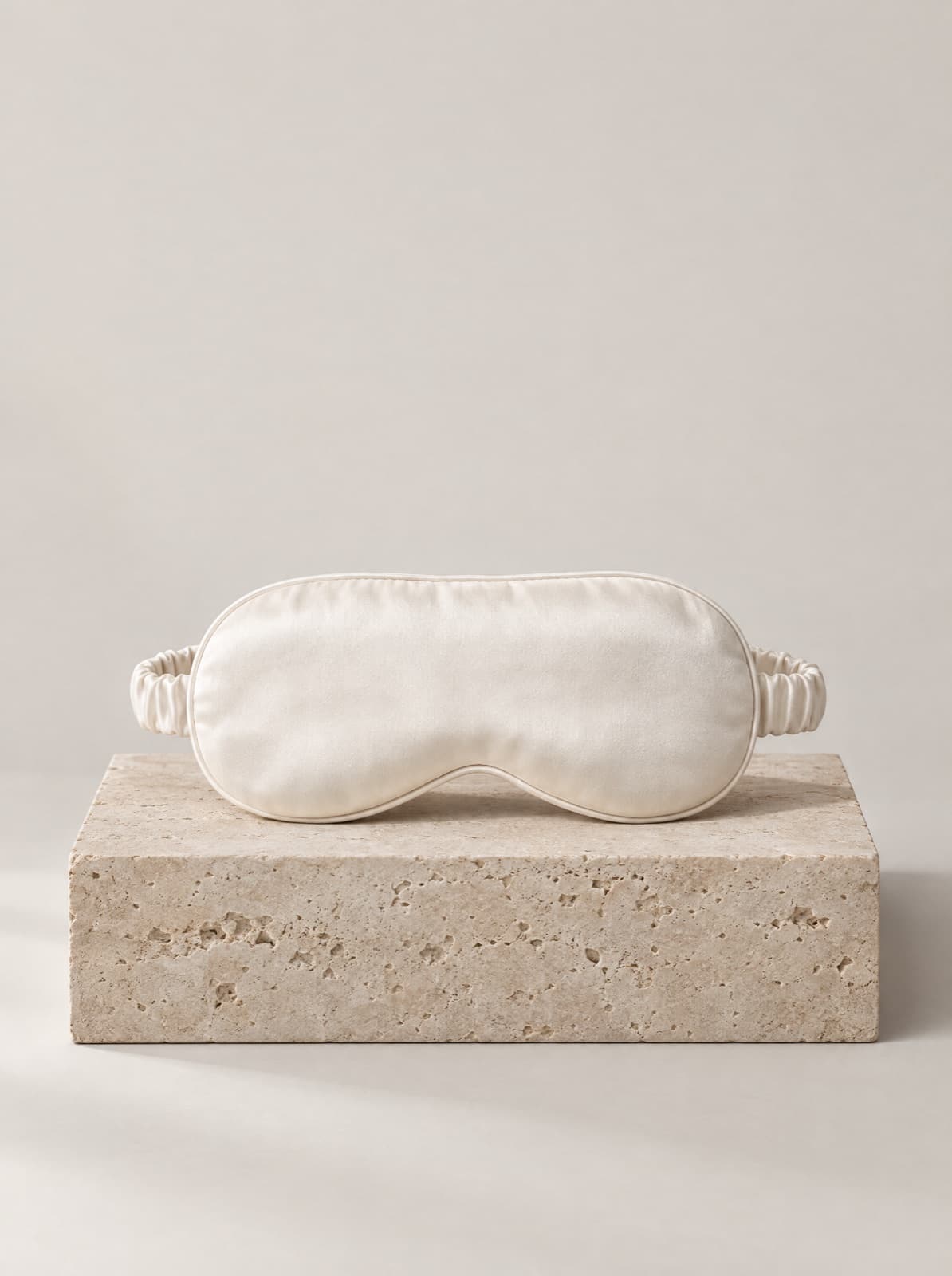 Aster Silk Eye Mask in Ivory