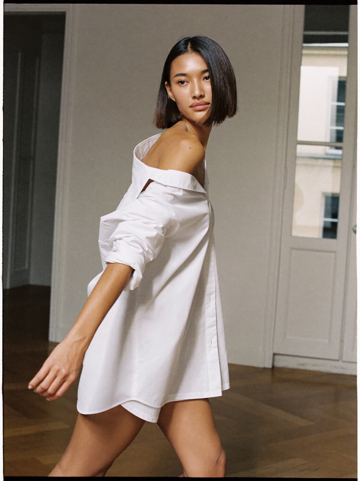 Beatrix Shirt Mini in White, worn on location