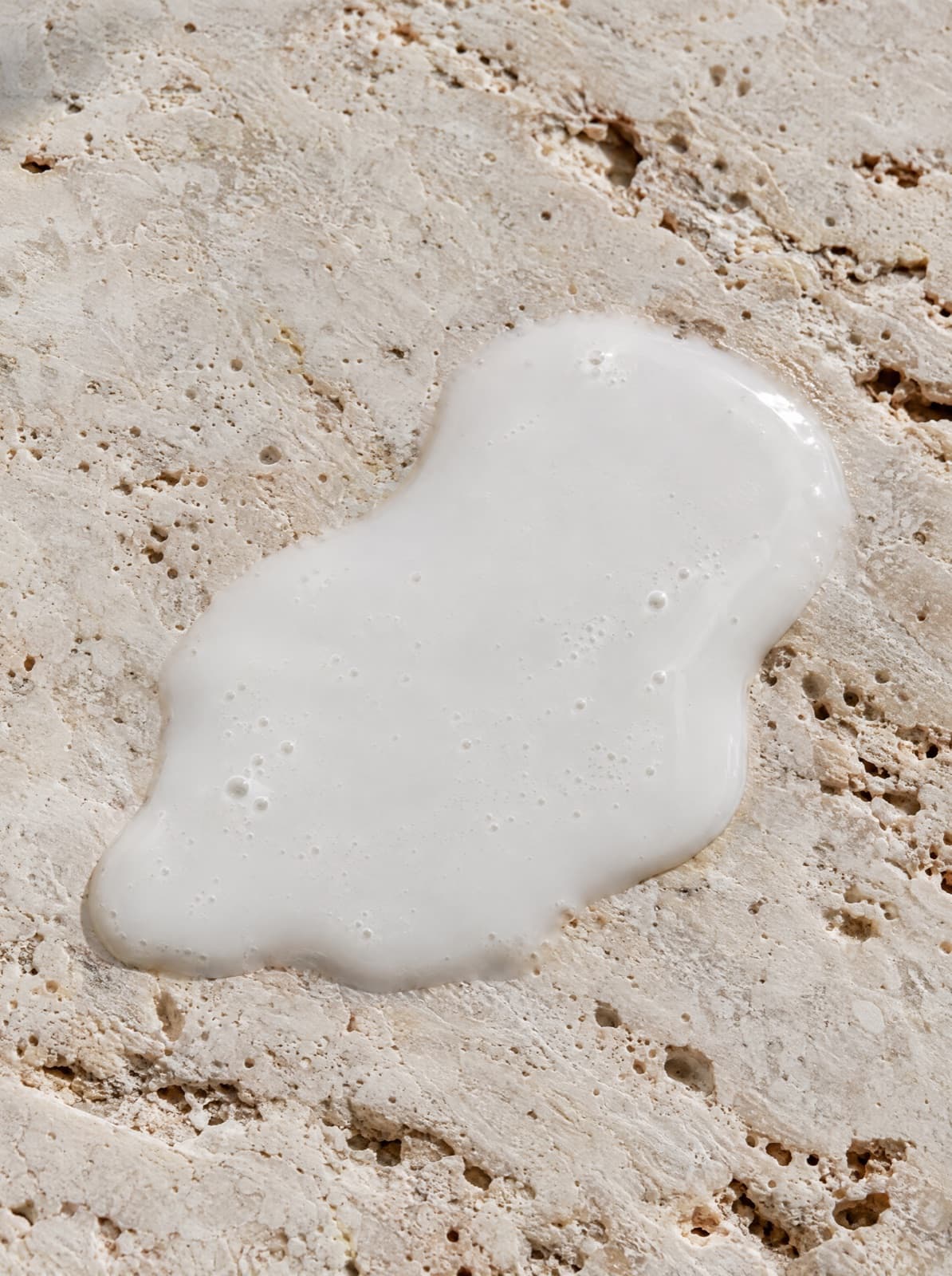 Gentle Milk Cleanser, 150ml, texture swatch