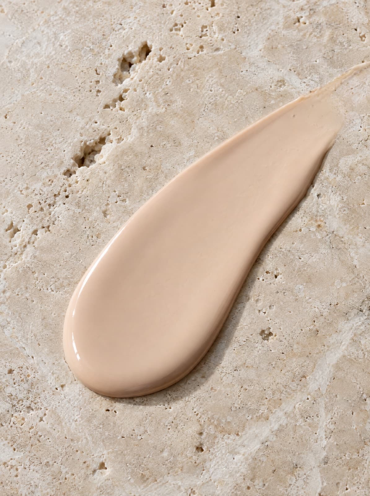 Sheer Tint Serum in Porcelain, texture swatch