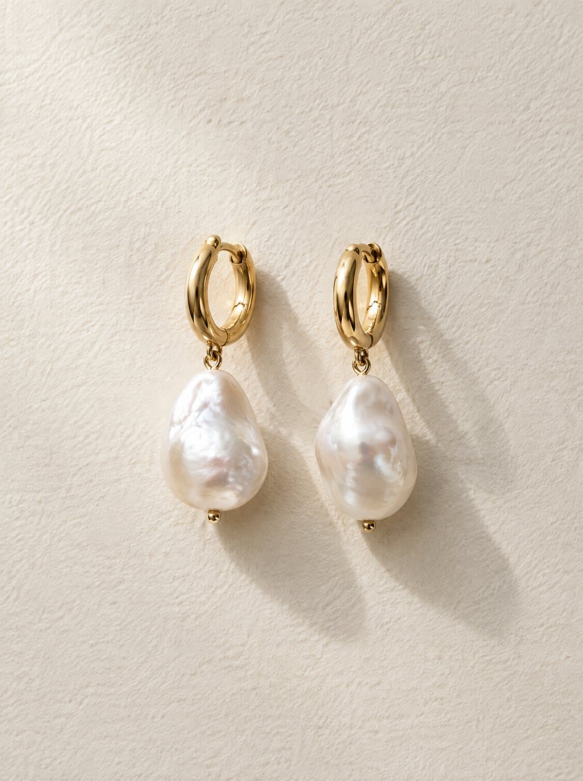 Lumen Pearl Drops in Gold