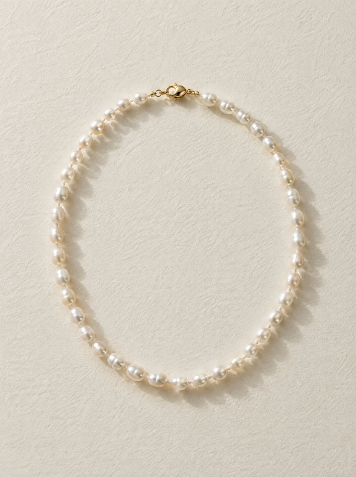 Maris Pearl Necklace in Gold
