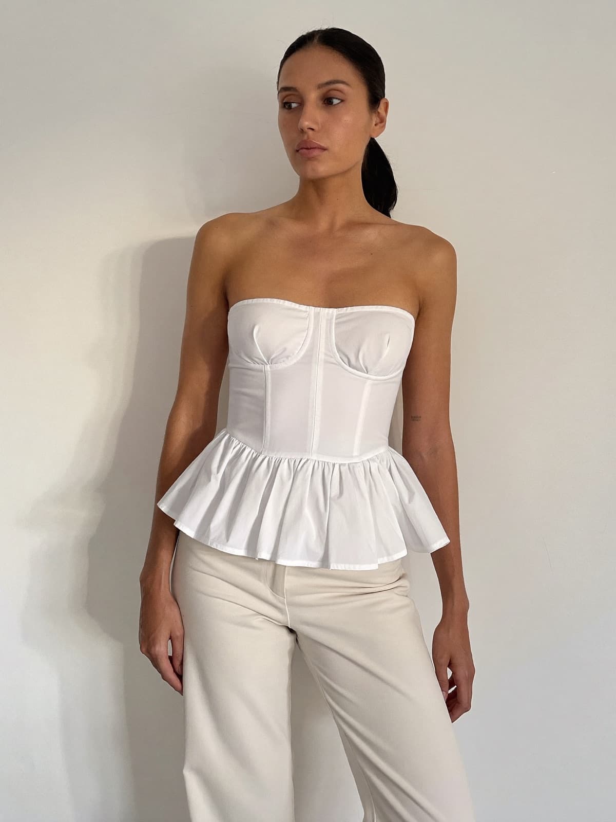 Noémi Bustier Top in White, front view