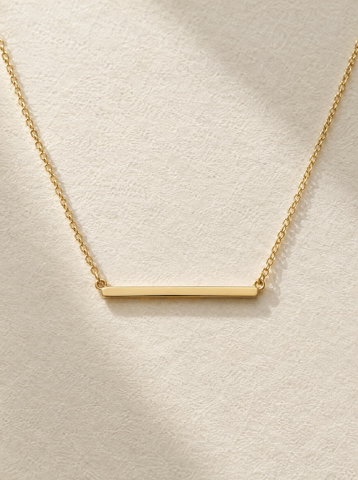 Reed Bar Pendant in Gold
