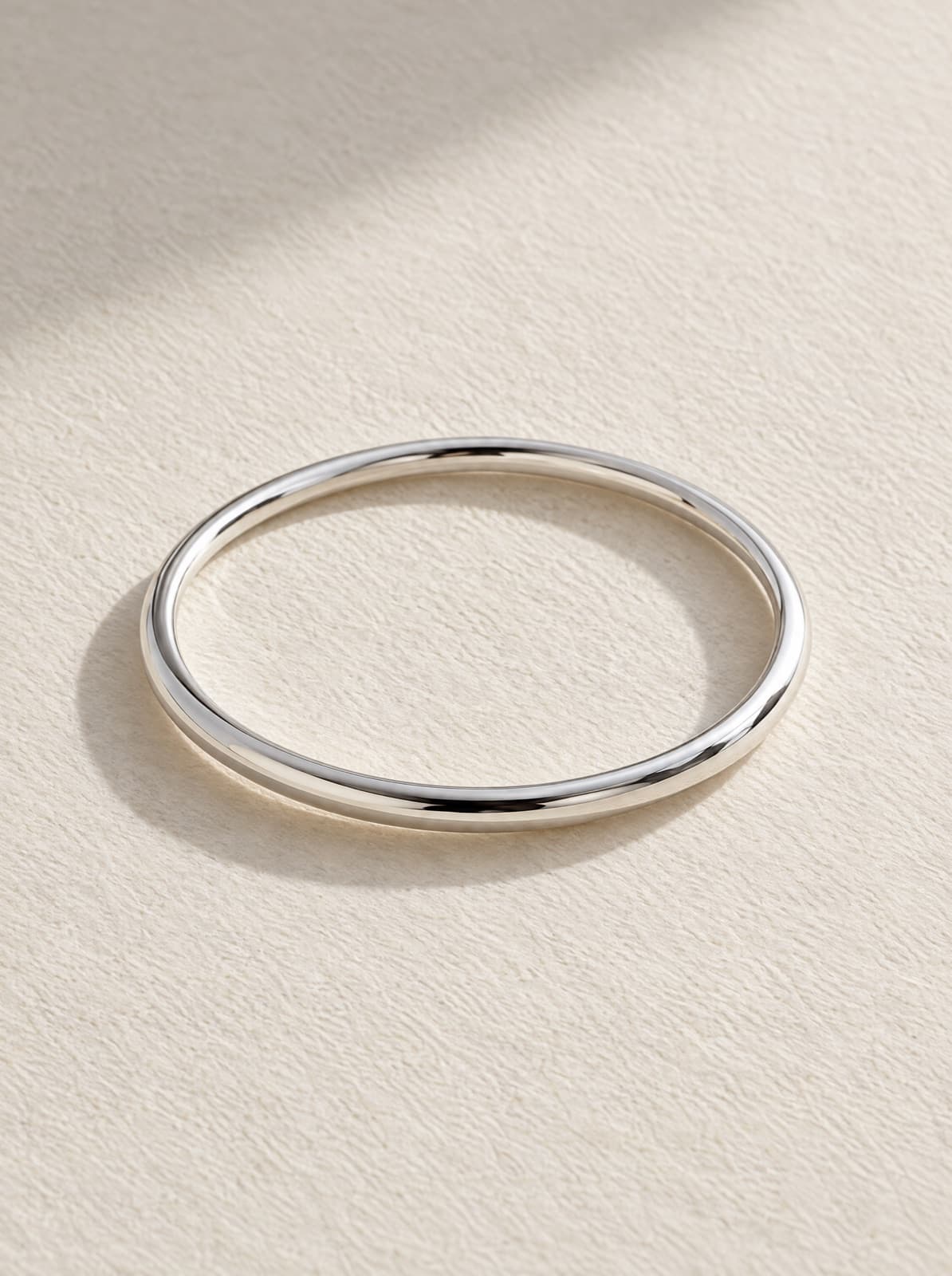 Wisp Fine Bangle in Silver